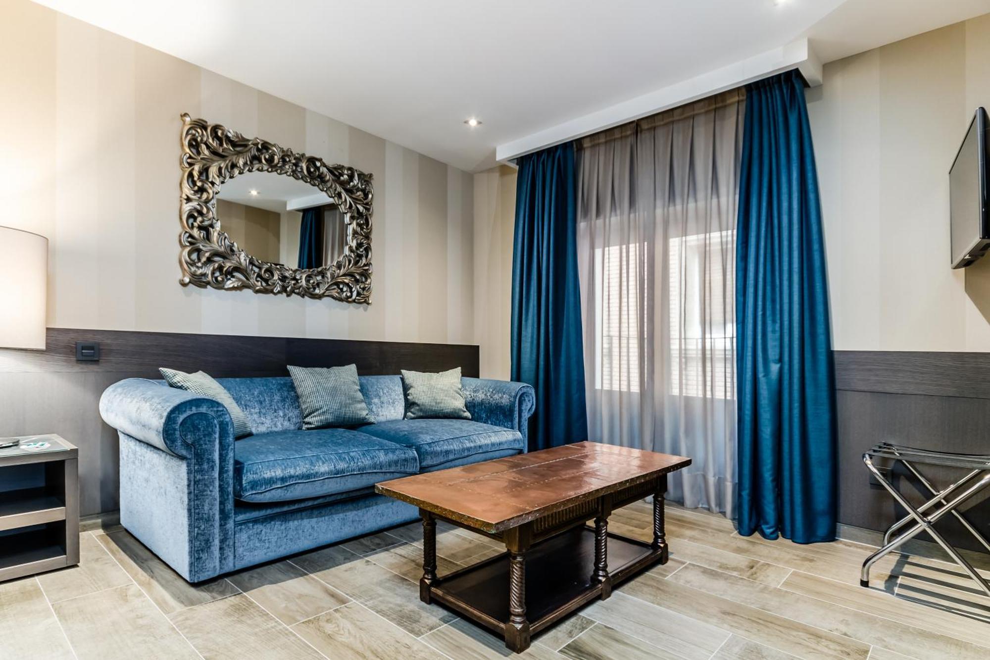 Hotel Reina Cristina