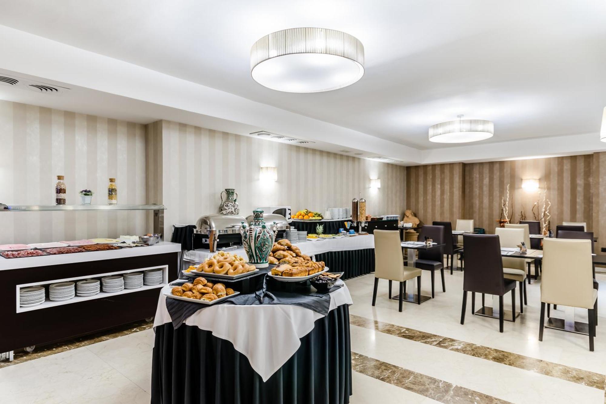 Hotel Reina Cristina