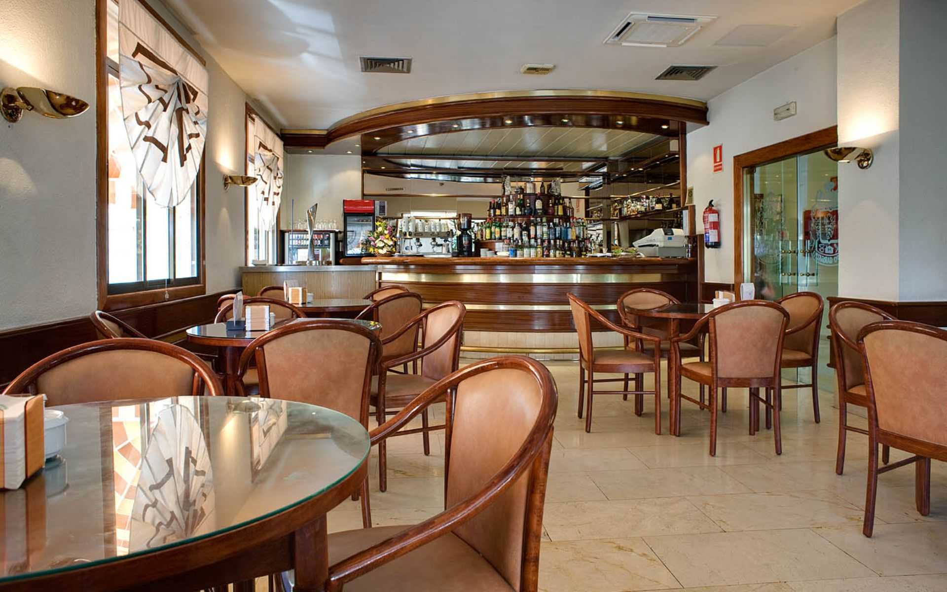 Reina Cristina Hotel